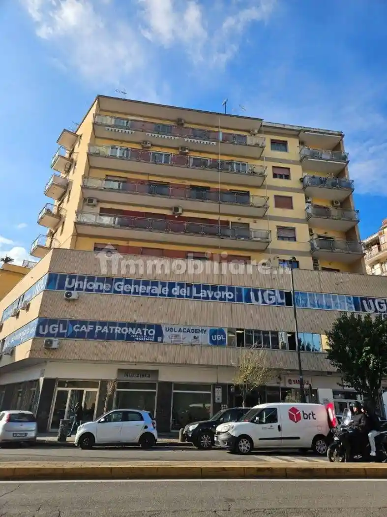 Appartamento in affitto a Napoli