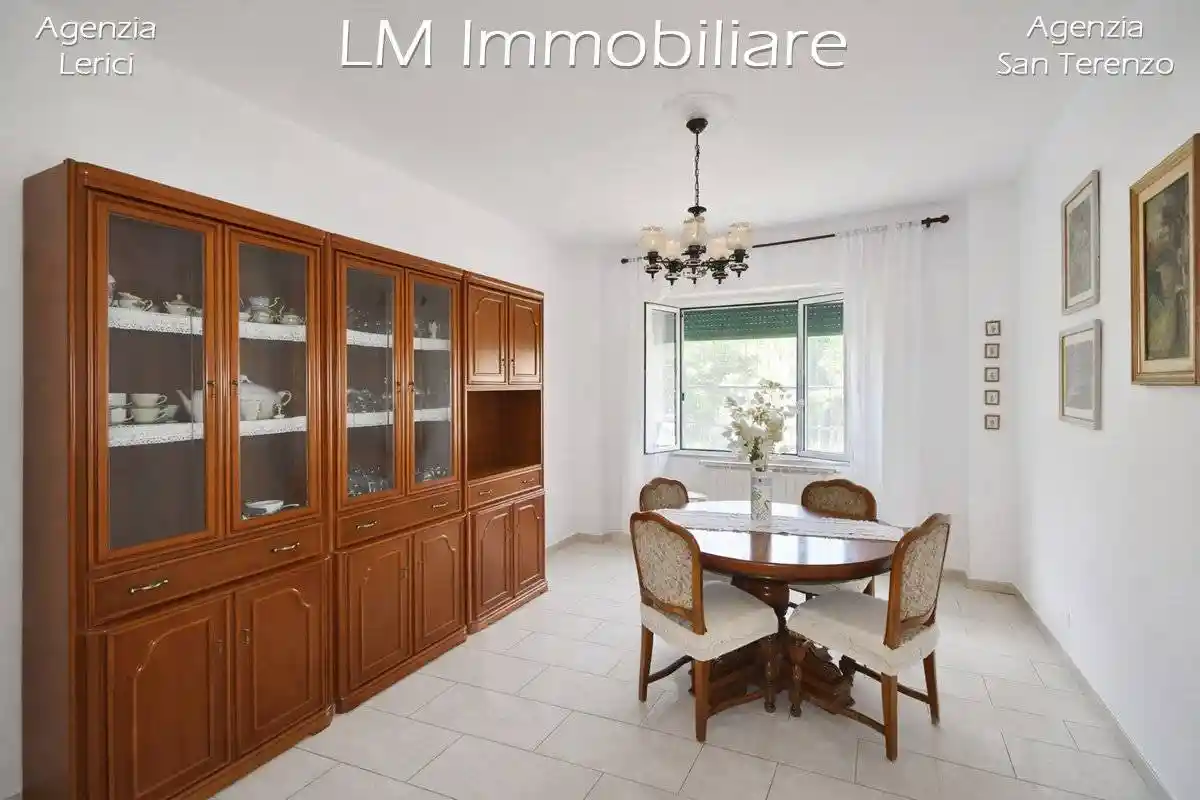 Appartamento in vendita a Lerici