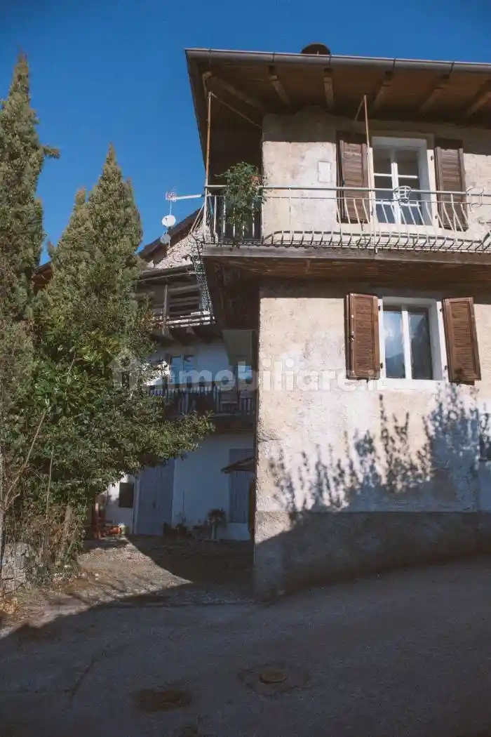 Casa indipendente in vendita a Trento