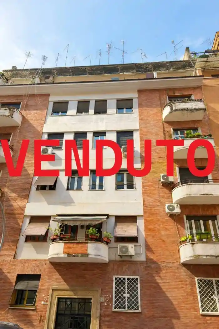 Appartamento in vendita a Roma