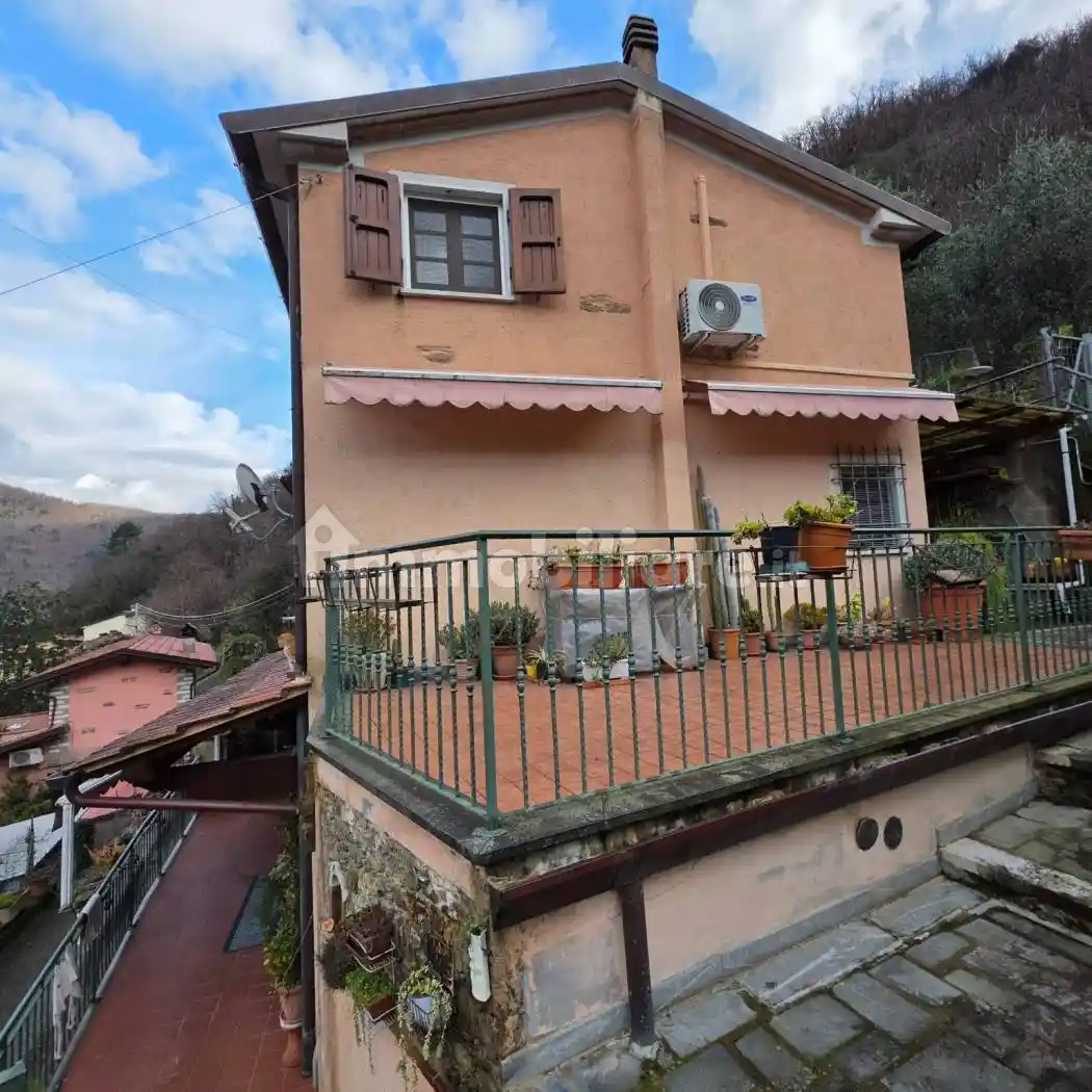 Villa in vendita a Stazzema