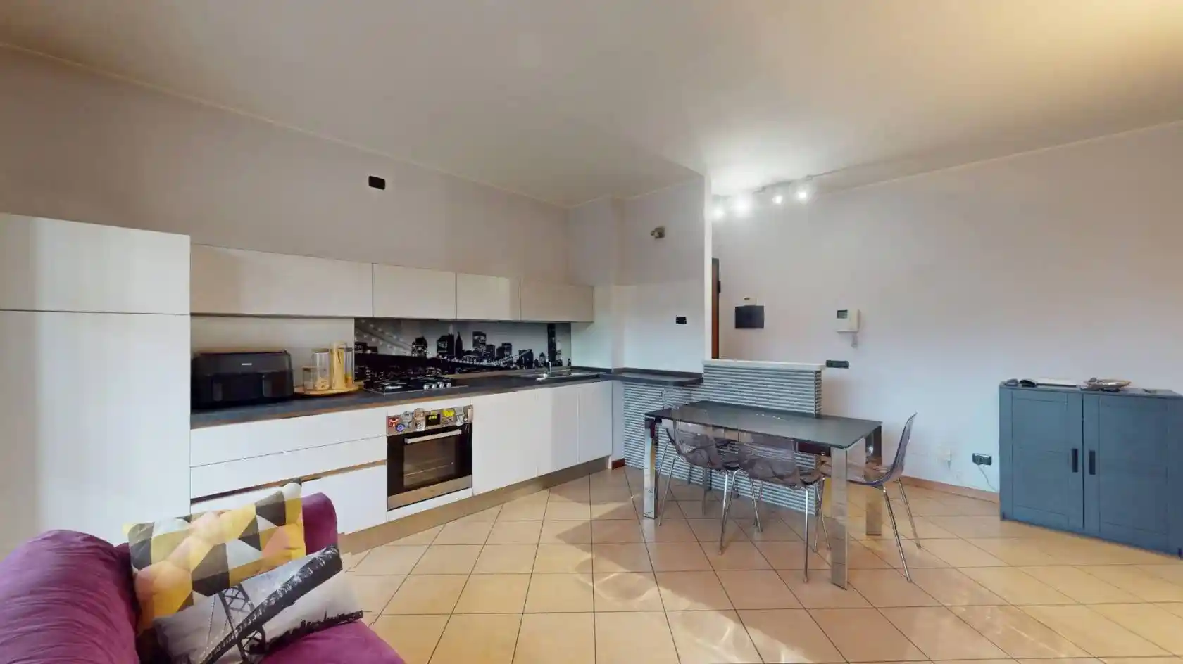 Appartamento in vendita a Verano Brianza