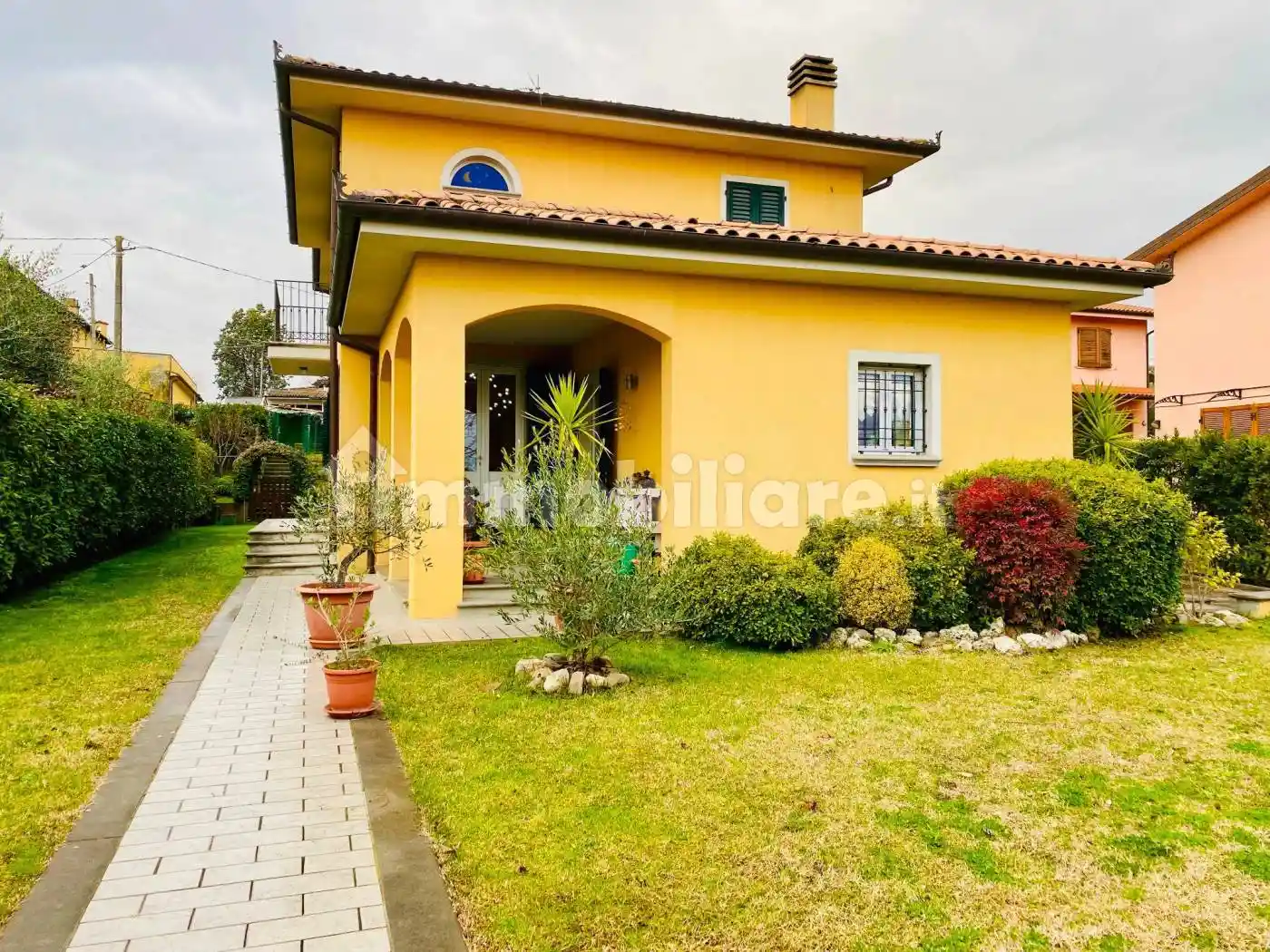 Villa in vendita a Montecarlo