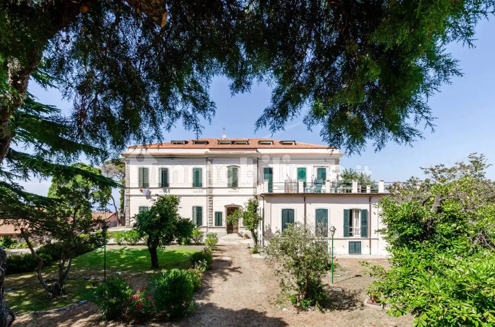 Appartamento in vendita a Marciana