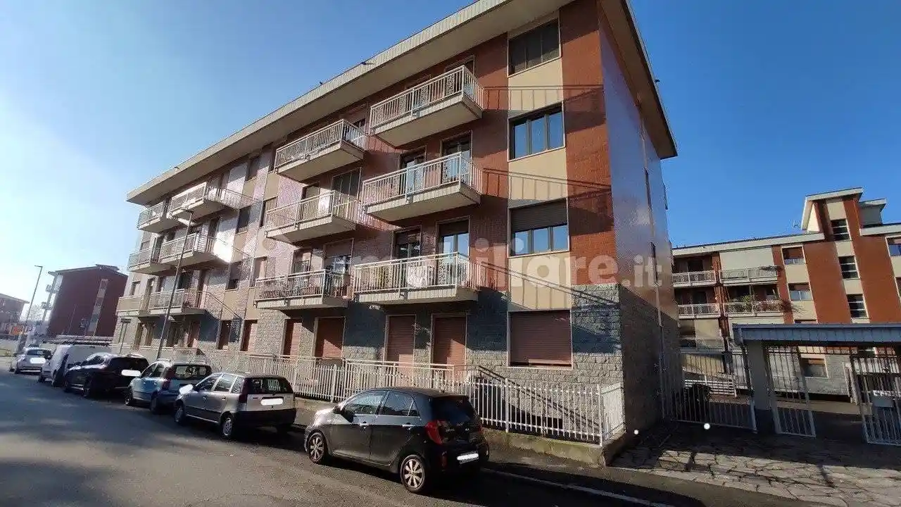 Appartamento in vendita a Novara