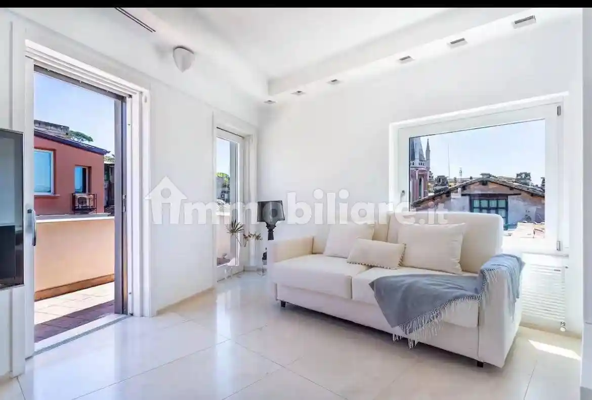 Attico - Mansarda in affitto a Roma