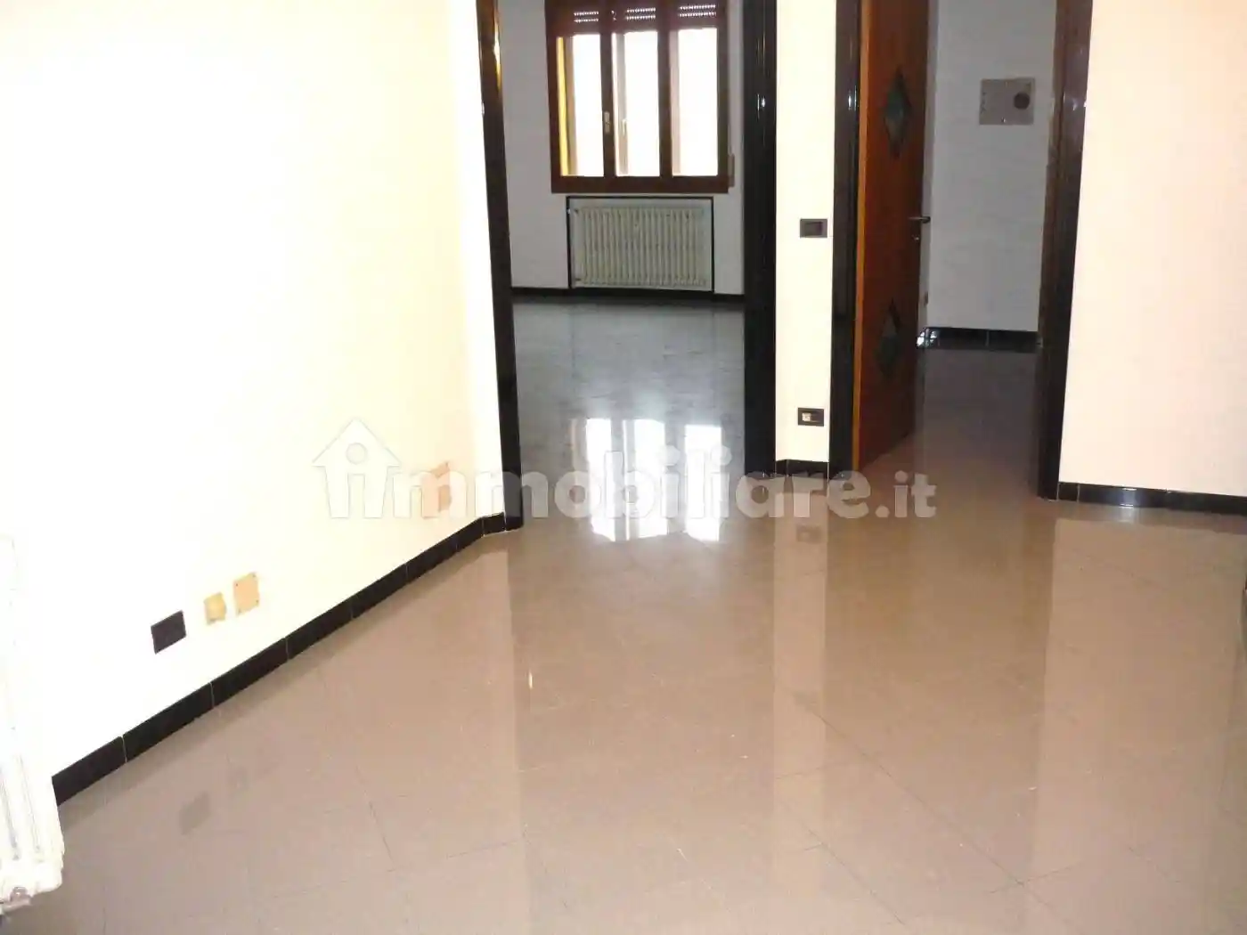 Appartamento in vendita a Modena