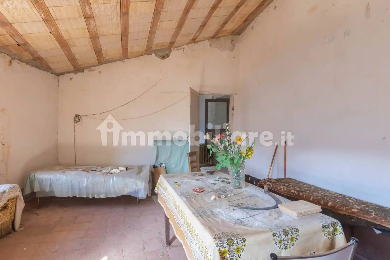 Appartamento in vendita a Turania