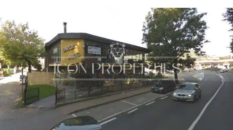 Palazzo - Edificio in vendita a Varese