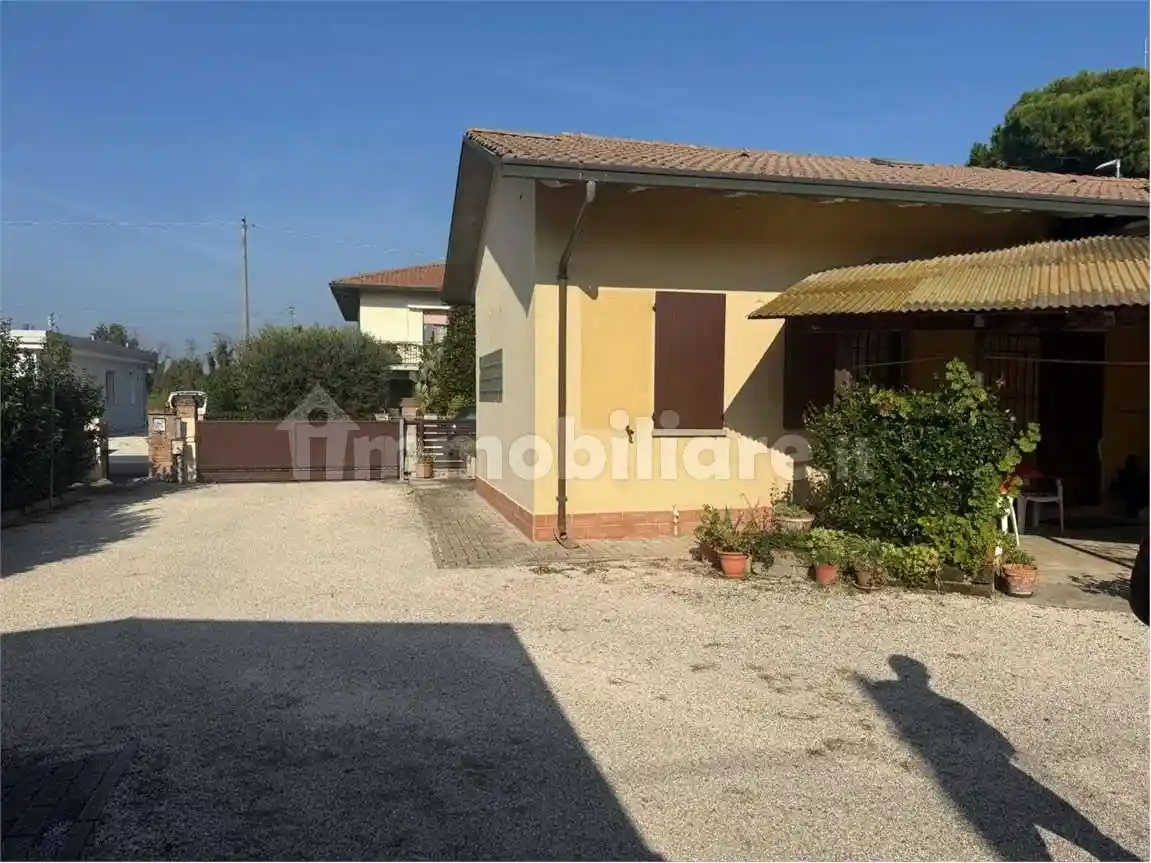Casa indipendente in vendita a Cervia
