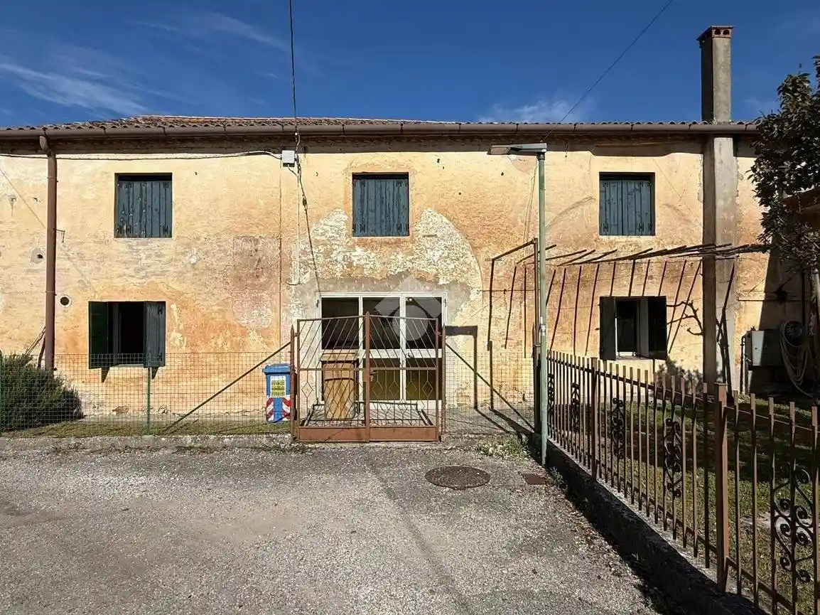 Rustico - Casale in vendita a Carbonera