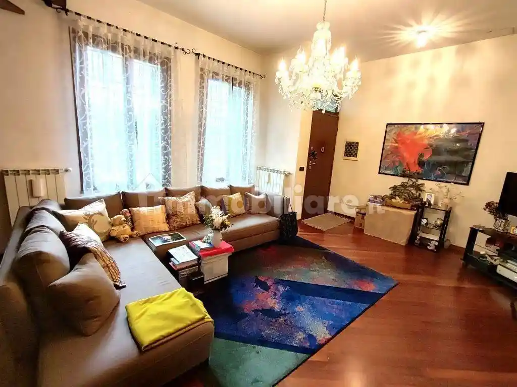 Appartamento in vendita a Seregno