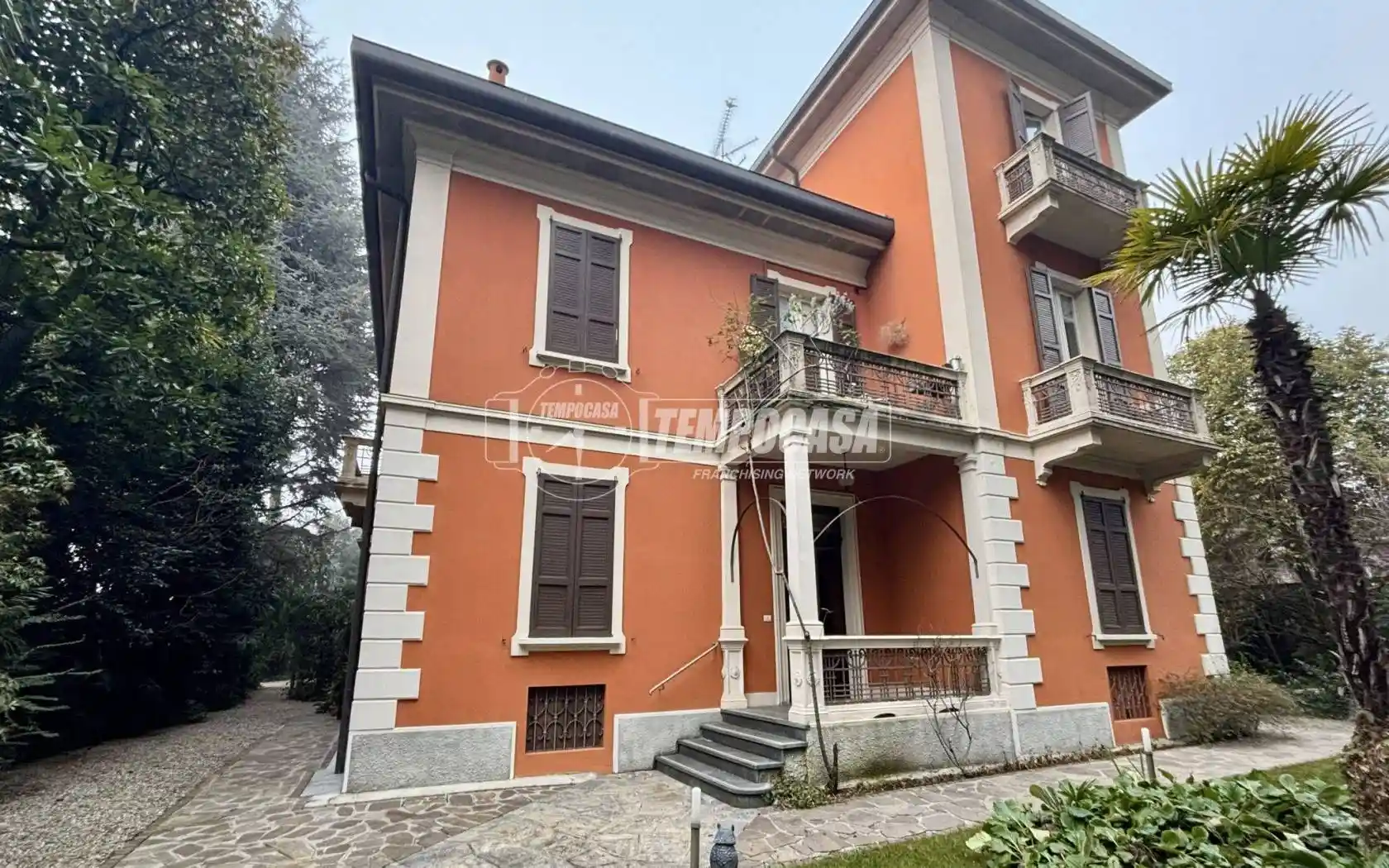 Appartamento in affitto a Arona