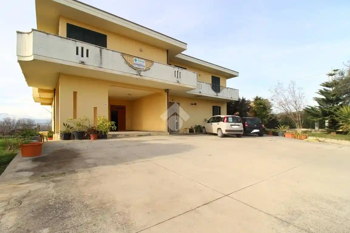 Villa in vendita a Roseto degli Abruzzi