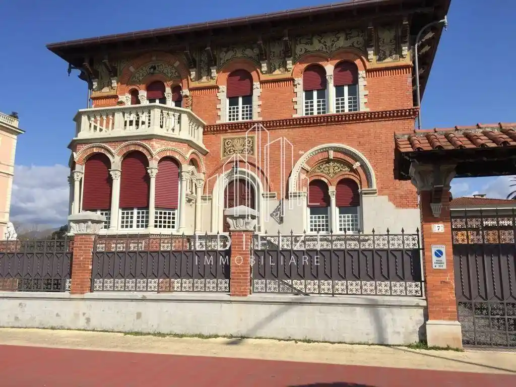 Villa in vendita a Massa