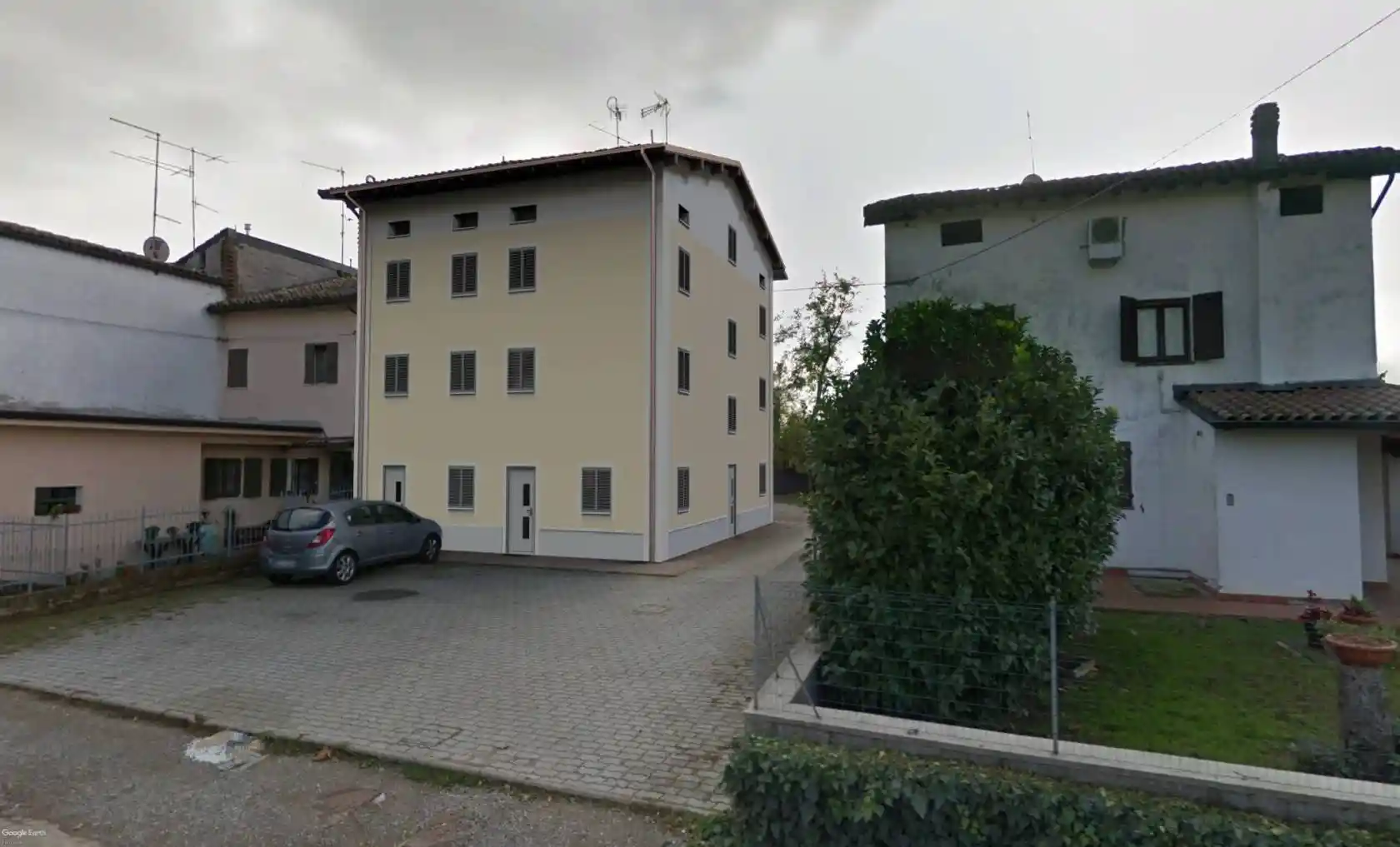 Appartamento in vendita a Modena