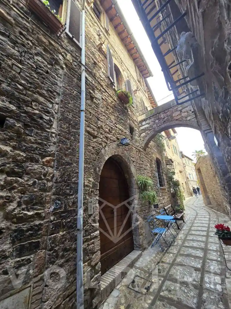 Casa indipendente in vendita a Spello