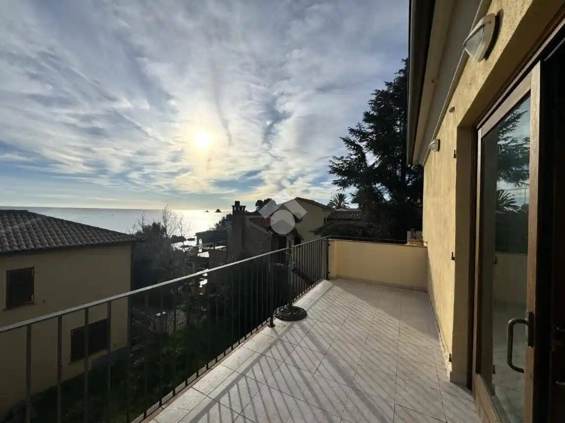 Appartamento in vendita a Baunei