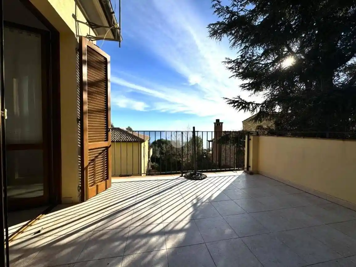 Appartamento in vendita a Baunei