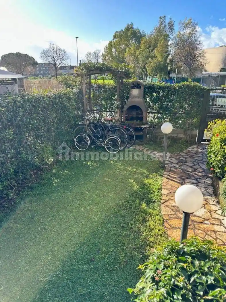 Appartamento in vendita a Ladispoli