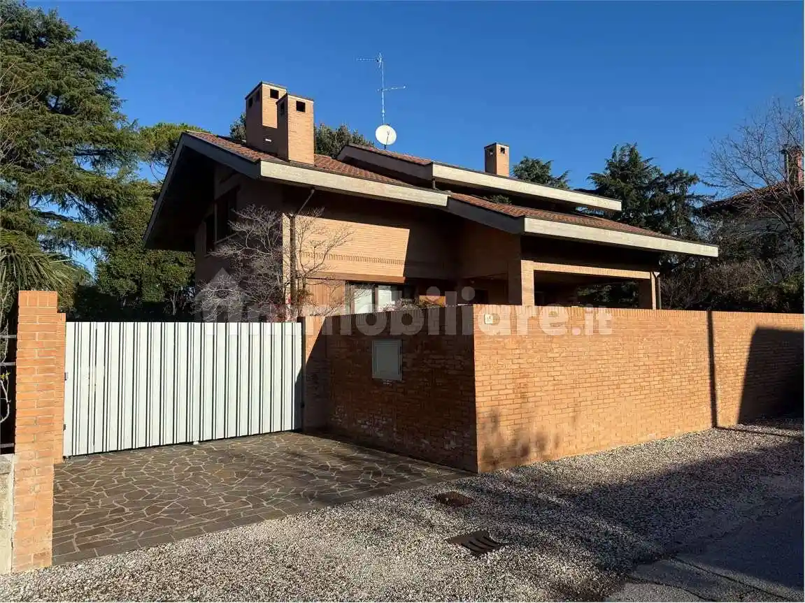 Villa in vendita a Udine