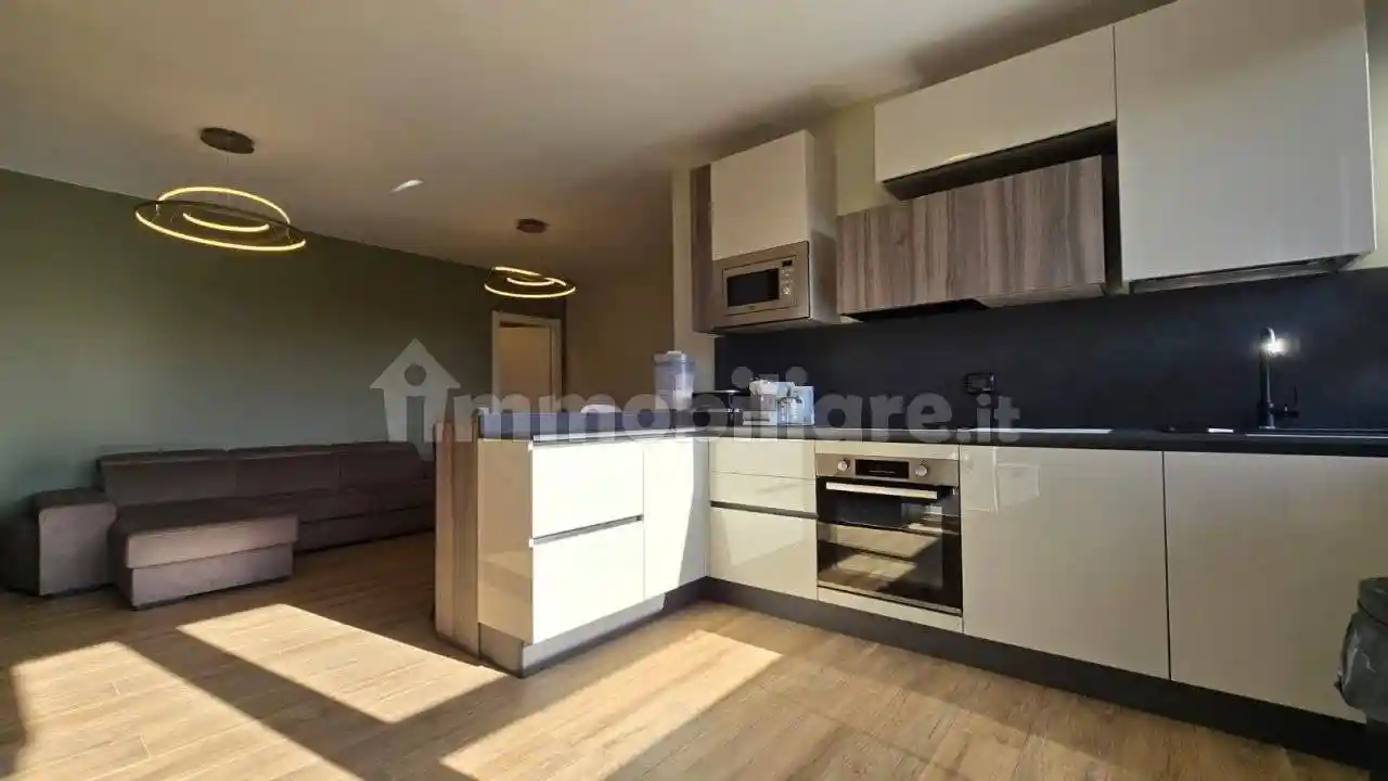 Appartamento in vendita a Massa e Cozzile