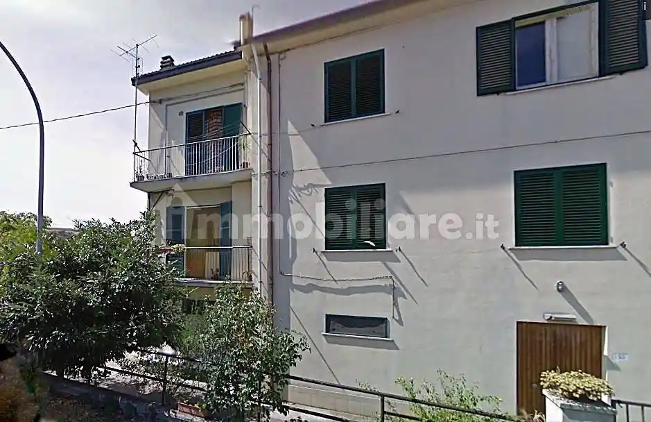 Appartamento in vendita a Roccascalegna