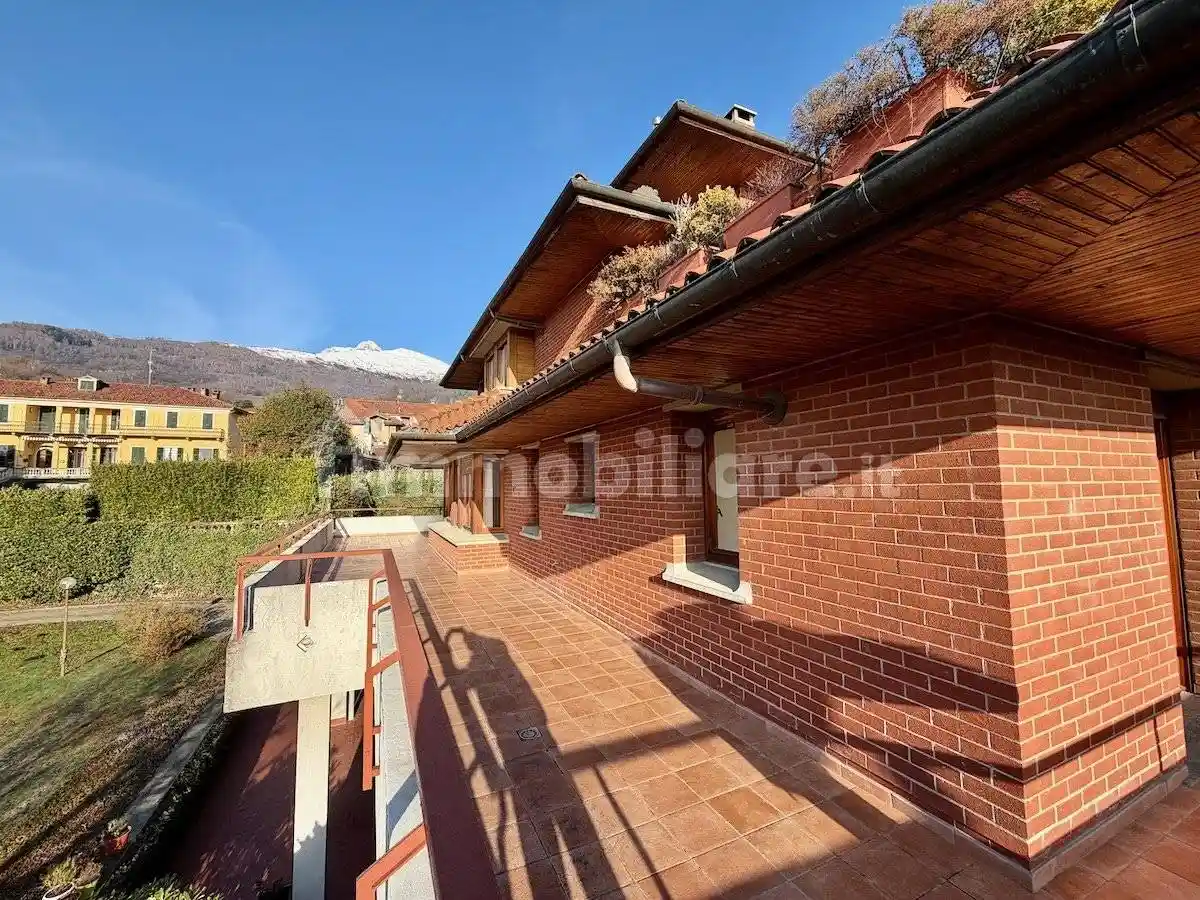 Appartamento in vendita a Pollone