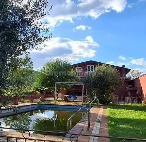 Villa in vendita a Ferentino