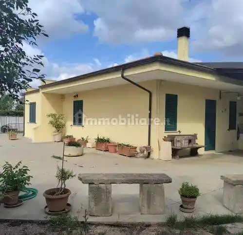 Villa in vendita a Sogliano Cavour