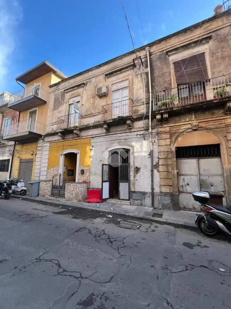 Casa indipendente in vendita a Catania