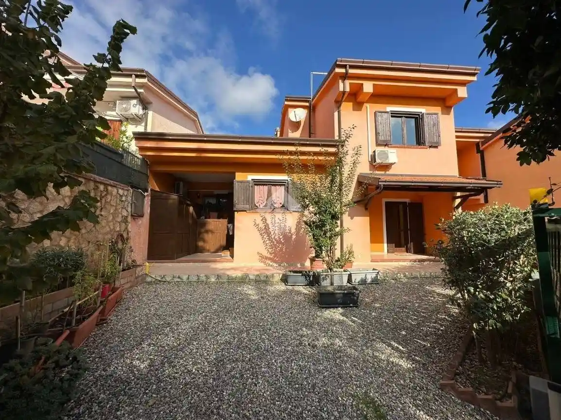 Villetta a schiera in vendita a Cerisano