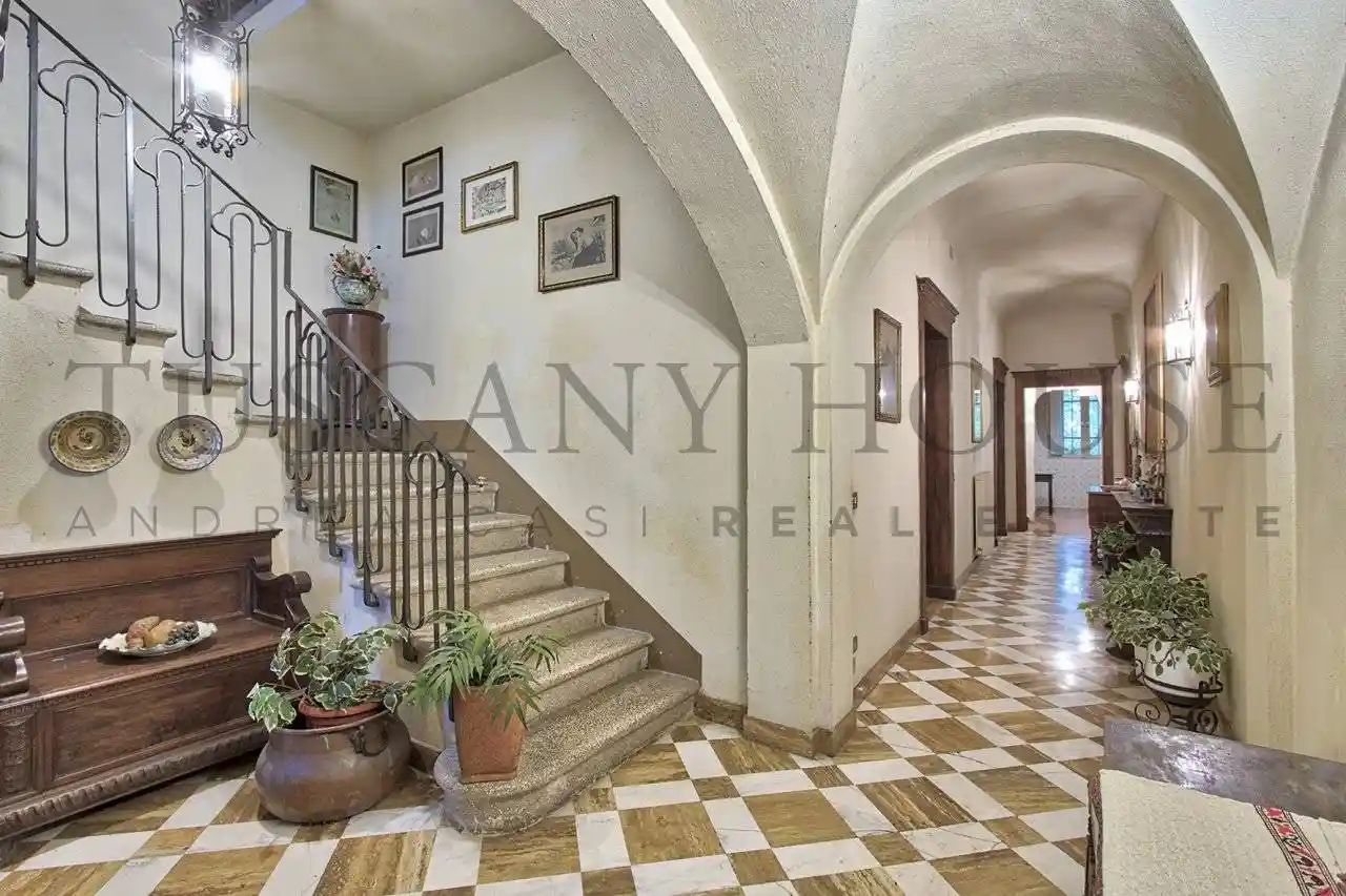 Villa in vendita a Arezzo