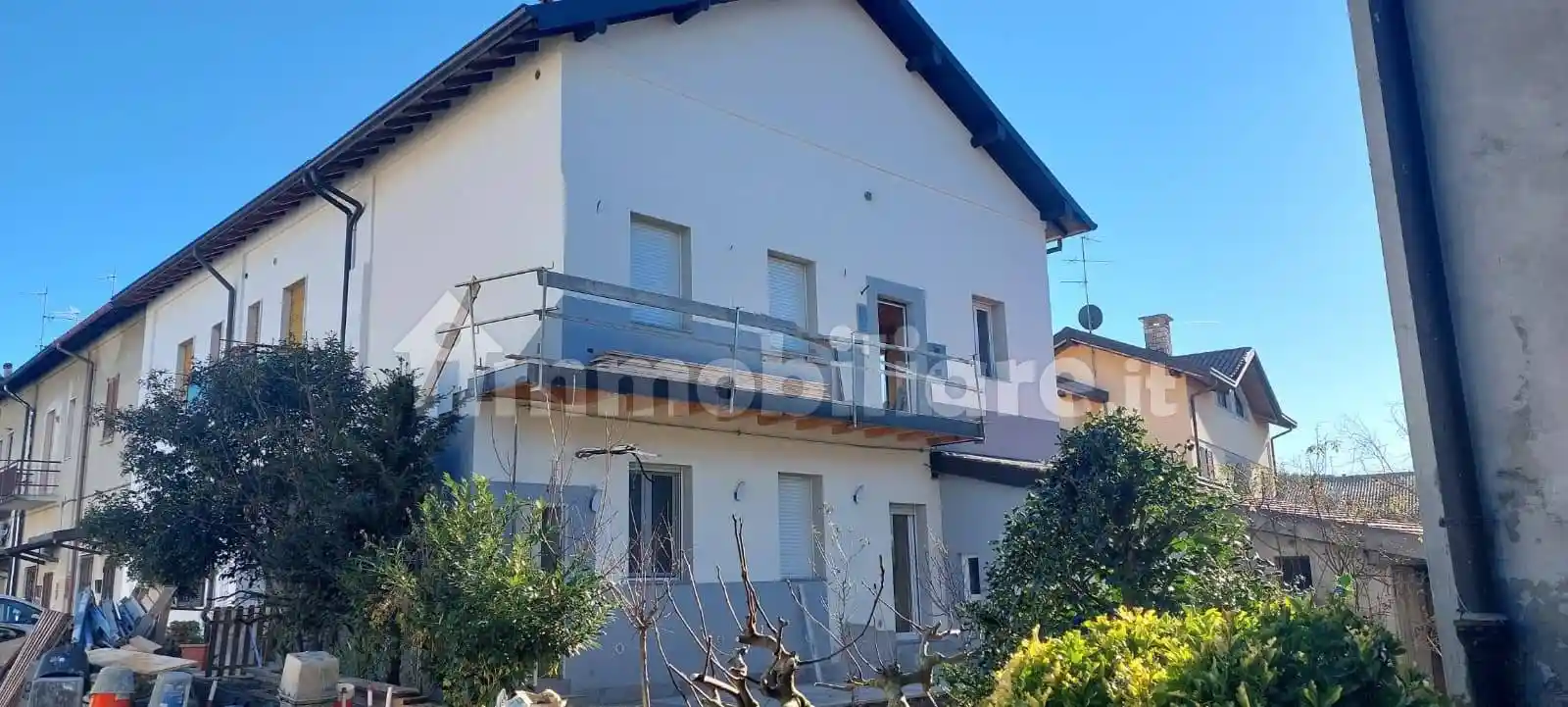 Appartamento in vendita a Usmate Velate