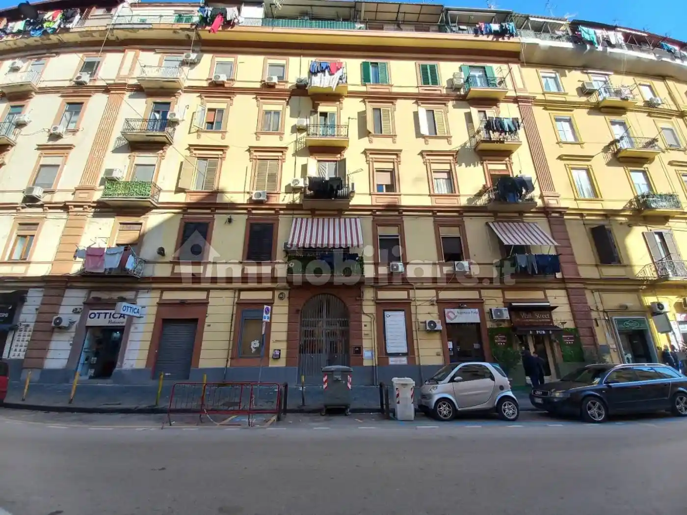 Appartamento in vendita a Napoli