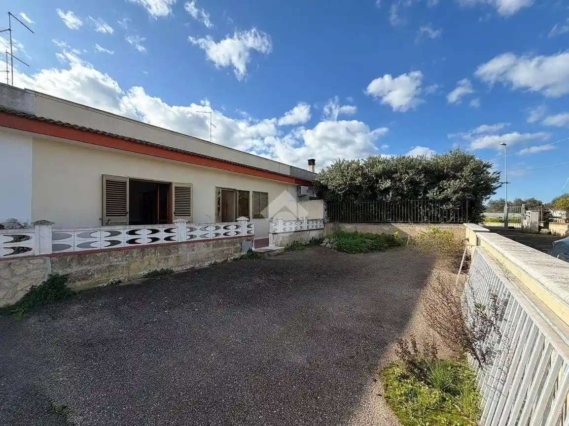 Casa indipendente in vendita a Bari