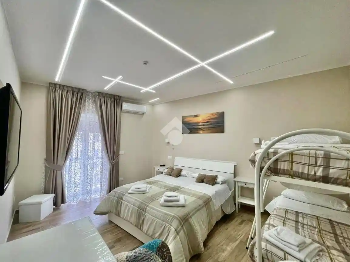 Appartamento in affitto a Napoli