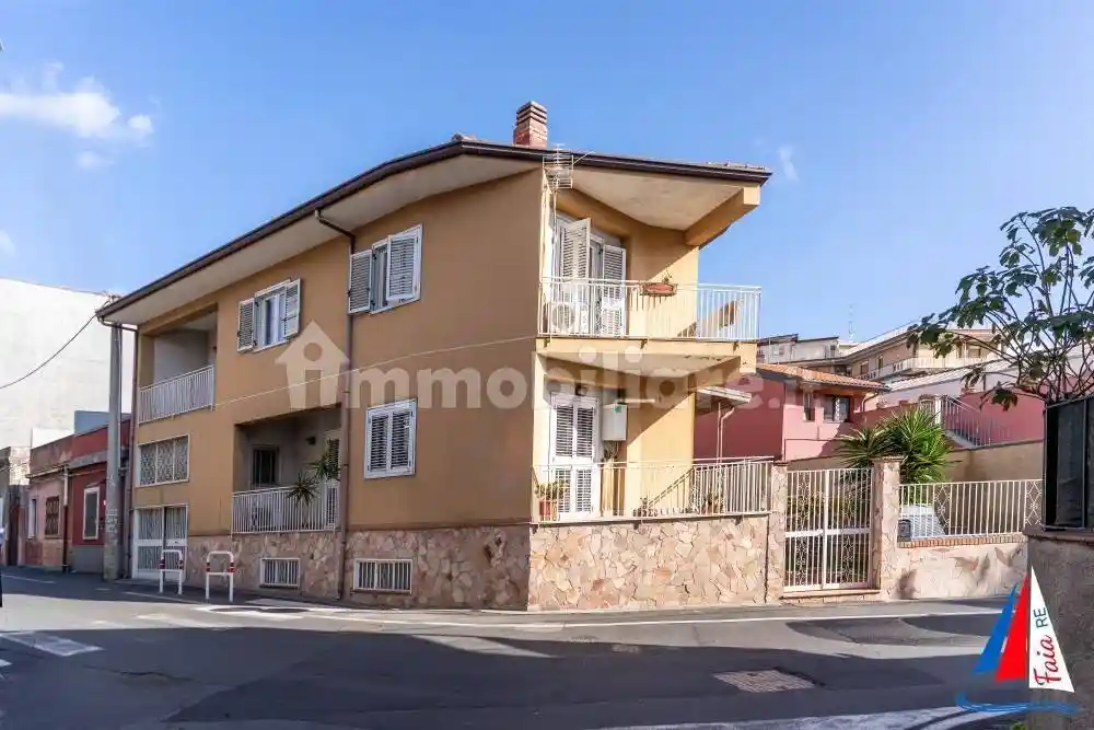 Villa in vendita a Gravina di Catania