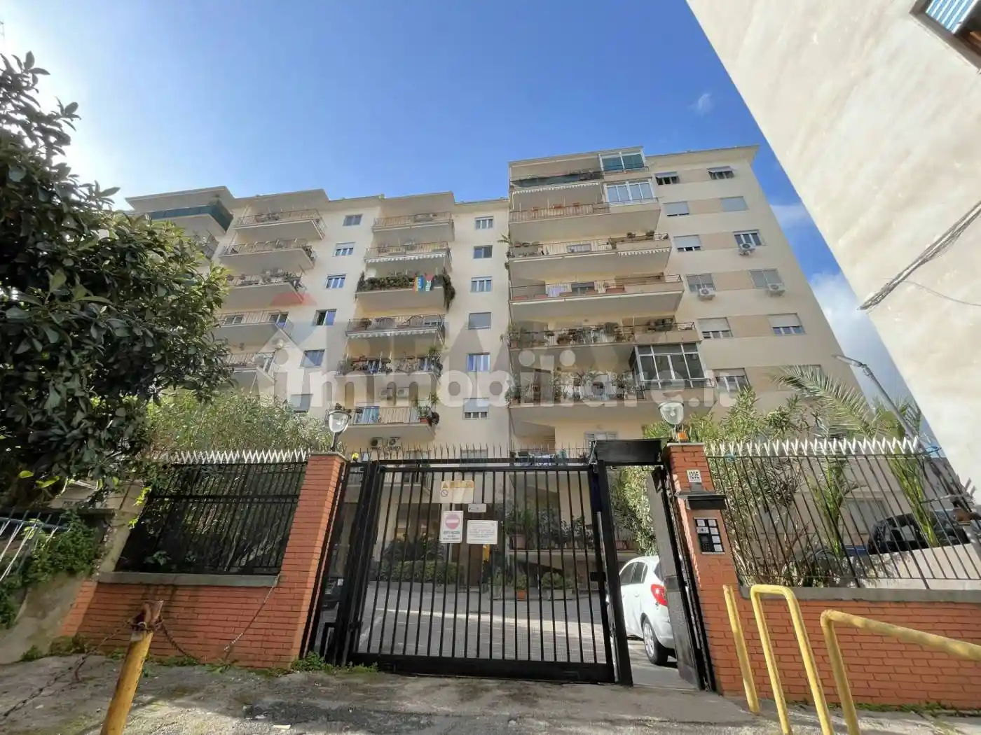 Appartamento in vendita a Napoli