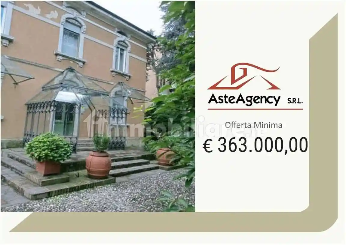 Villetta a schiera in vendita a Saronno