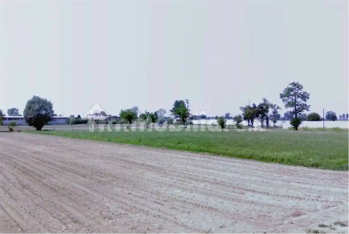 Rustico - Casale in vendita a Crema
