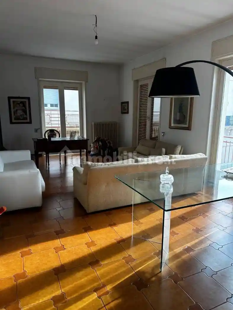 Appartamento in vendita a Guagnano