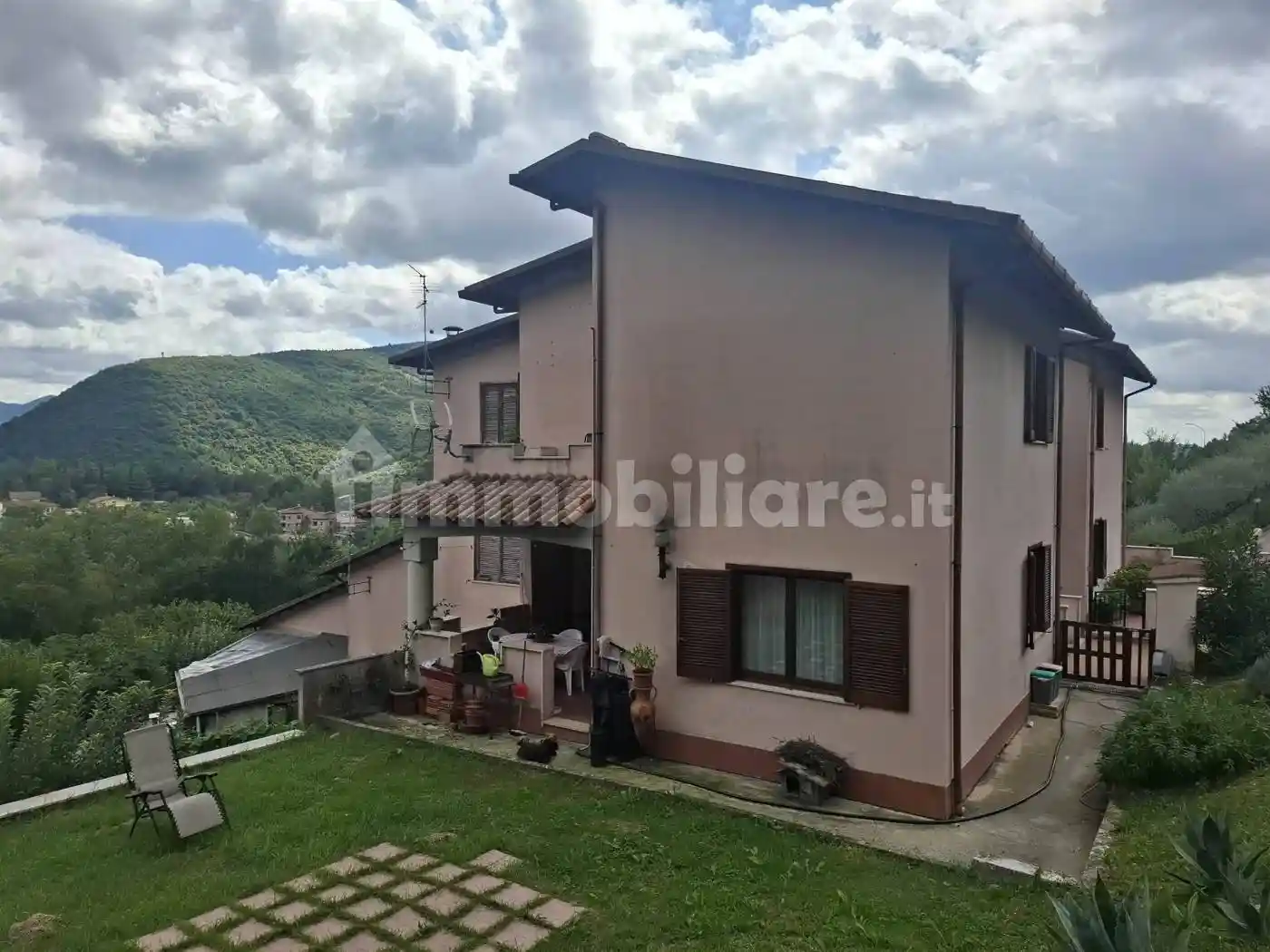 Villetta a schiera in vendita a Nocera Umbra