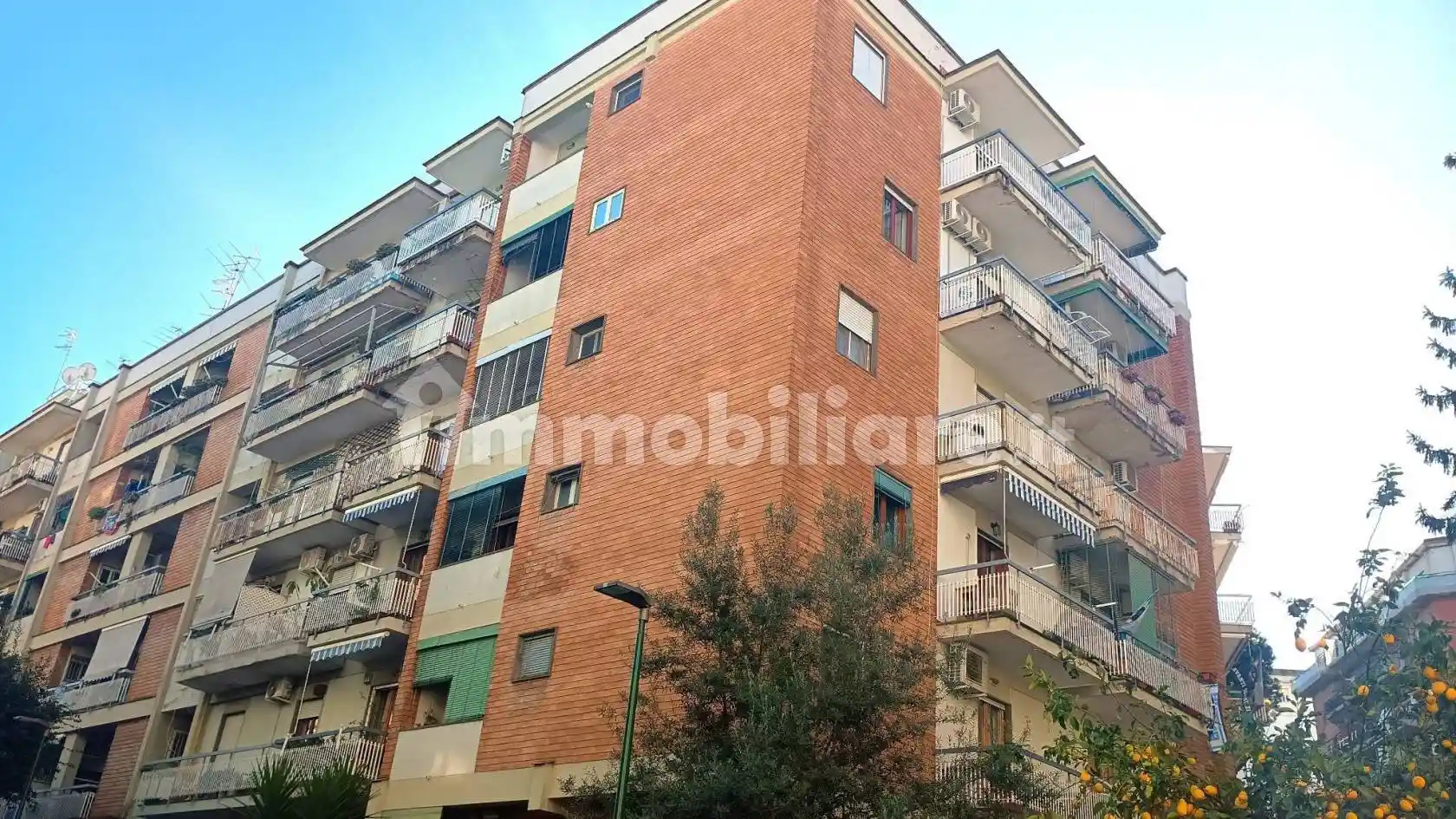 Appartamento in vendita a Napoli