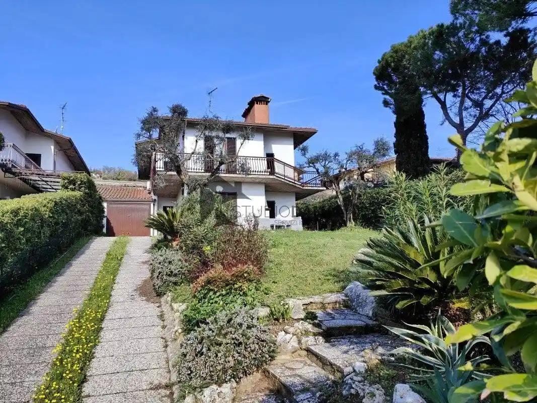 Appartamento in vendita a Padenghe sul Garda