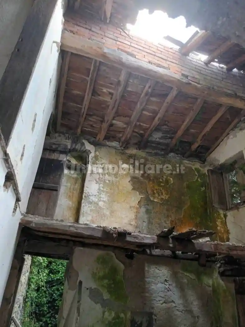 Rustico - Casale in vendita a Carasco