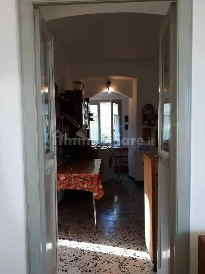 Appartamento in vendita a Borzonasca