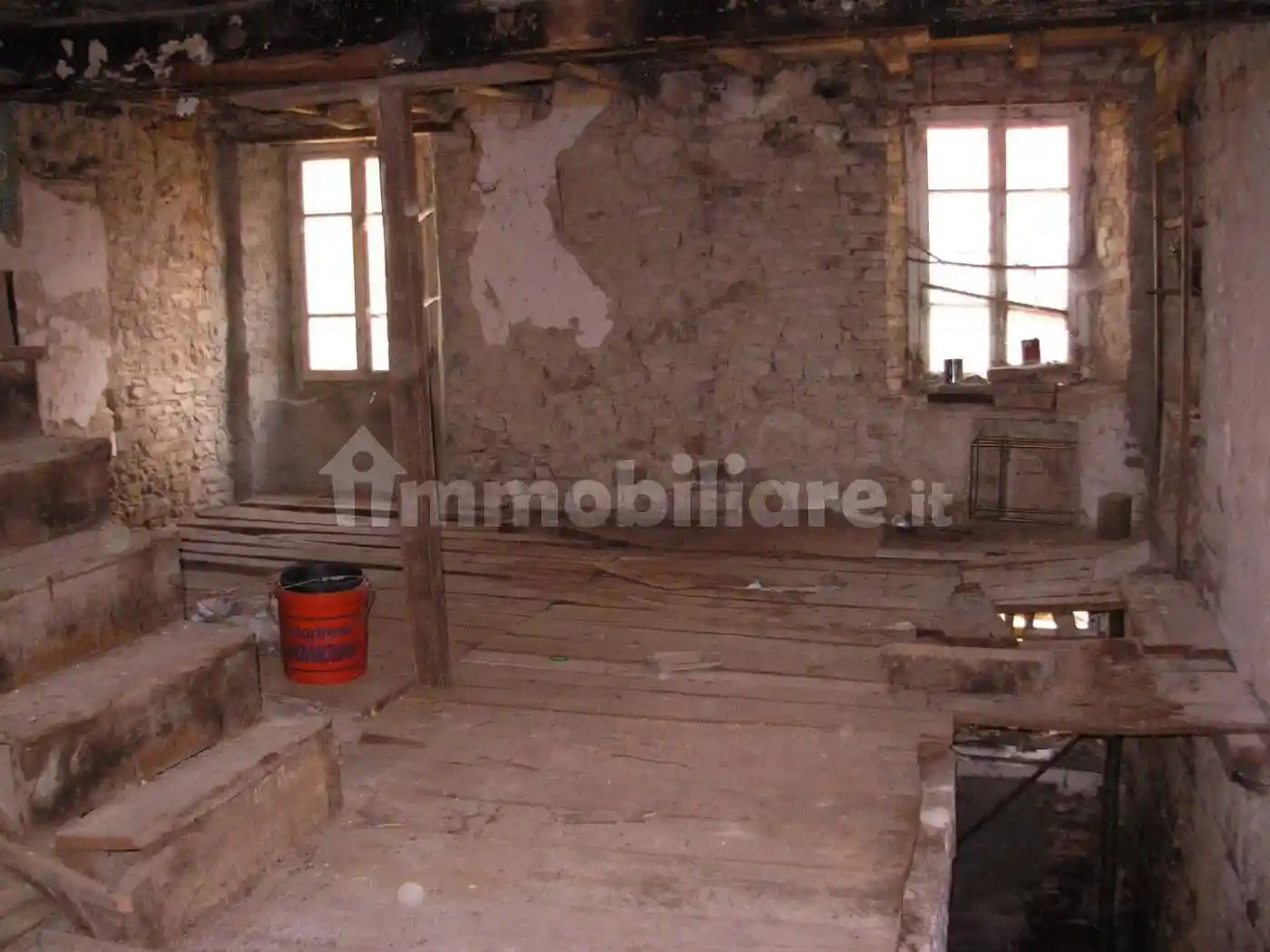 Villa in vendita a Tornolo