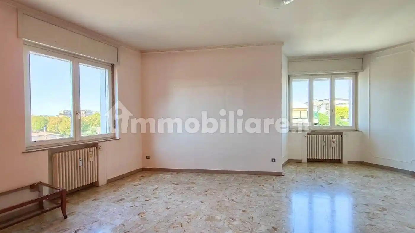 Appartamento in vendita a Piacenza