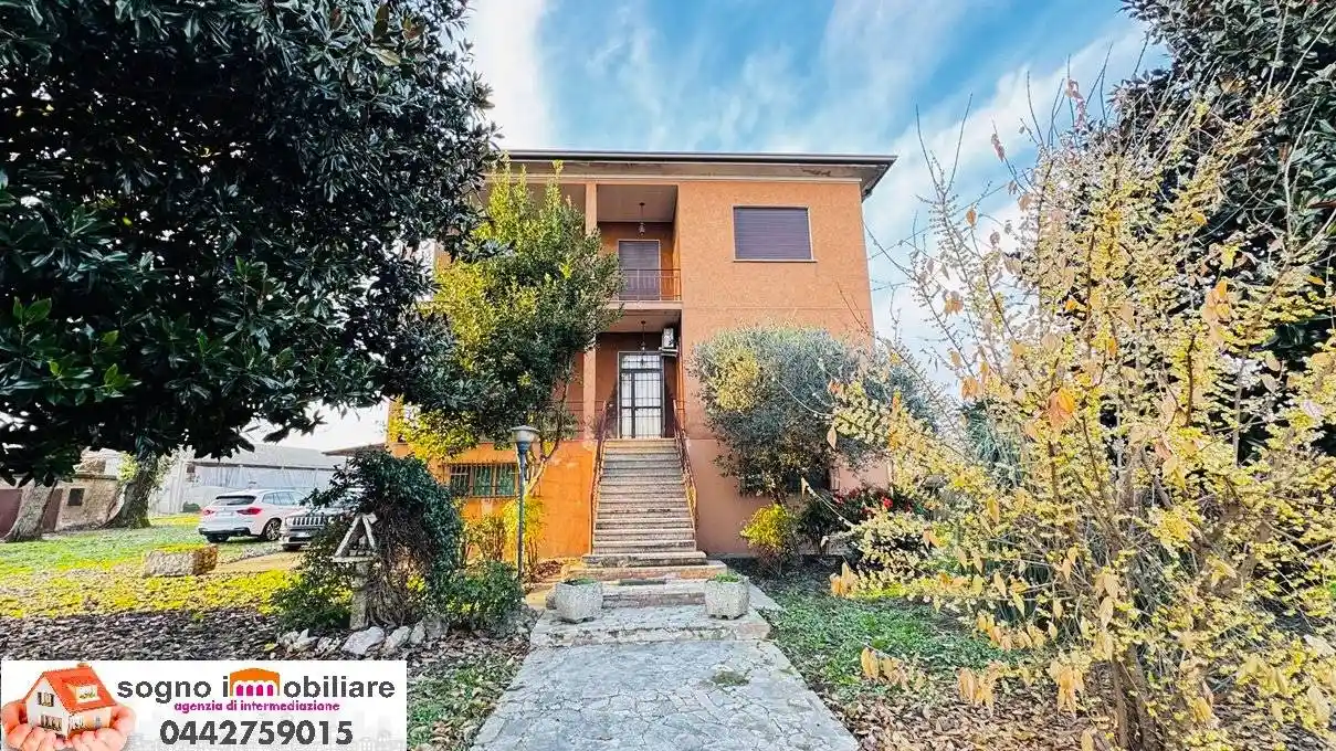 Villa in vendita a Legnago